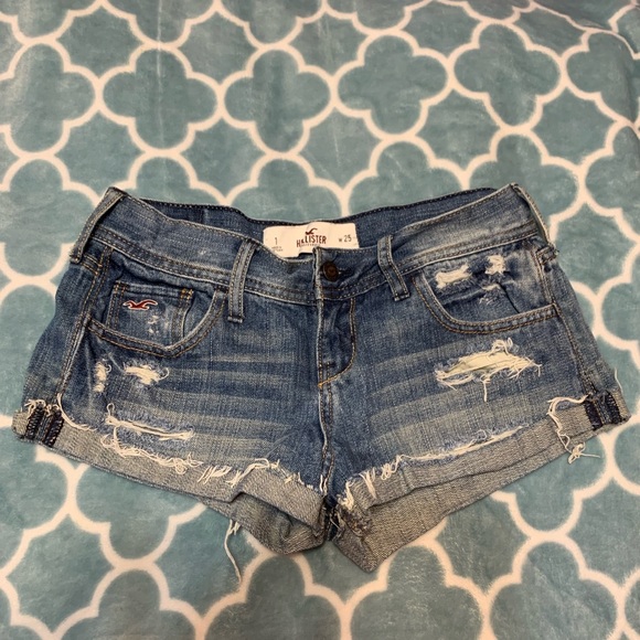 Hollister Pants - NEW Hollister denim shorts never worn